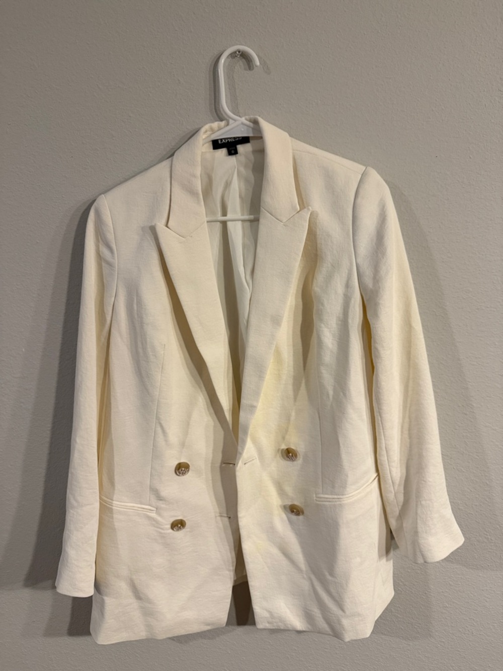 Express Cream Double-Breasted Notch Lapel Blazer
